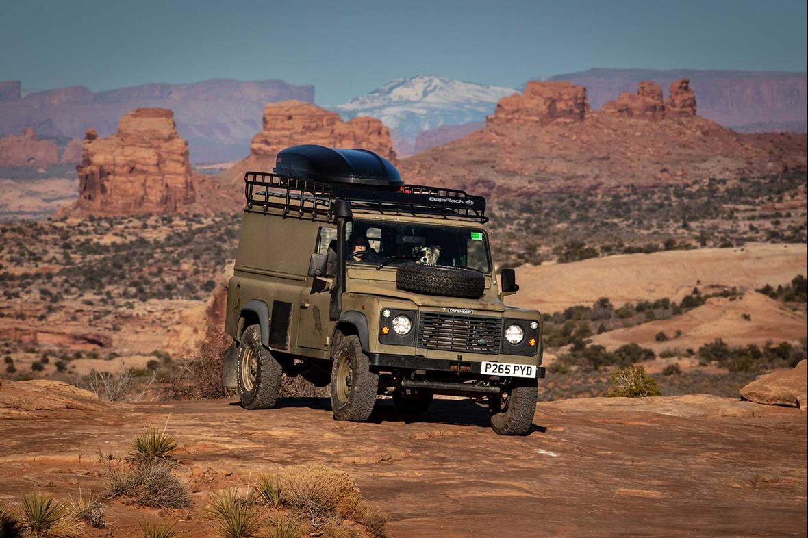 Roaming Reckless: Woman and Dog Travel America in Right-Hand-Drive ...